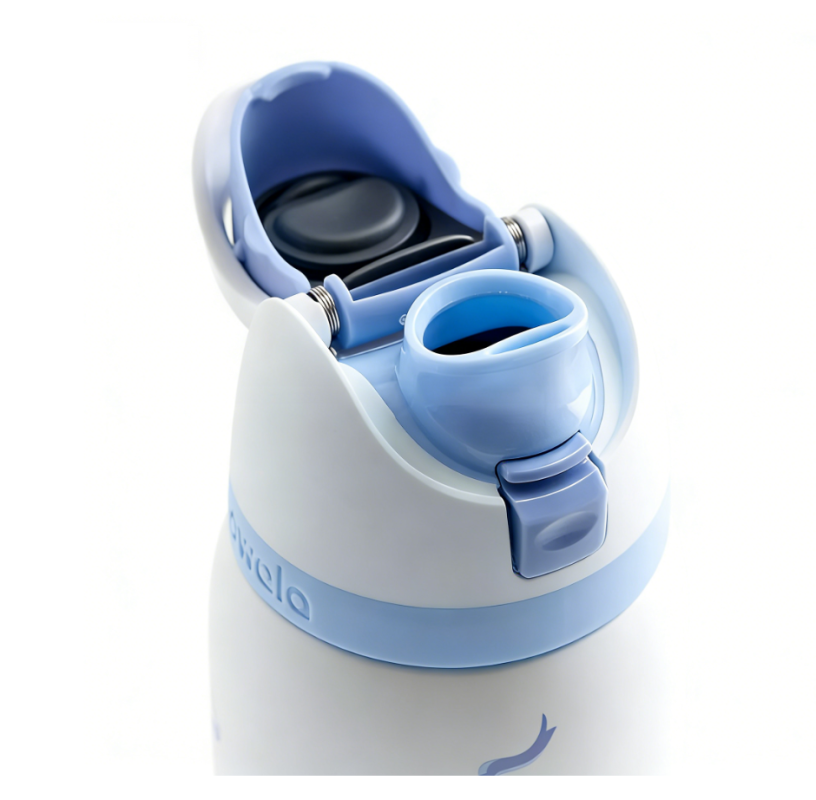 Owala UO Exclusive FreeSip 32oz Bow Water Bottle – Blue